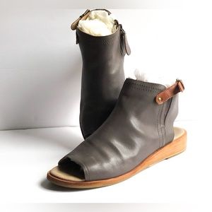 Anthropologie Gee Wawa Sandals/Boots